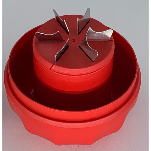 Tupperware Vegetable Cutter Spiralizer Handy Veggie Noodle Cutting Tool Red - Picture 10 of 13